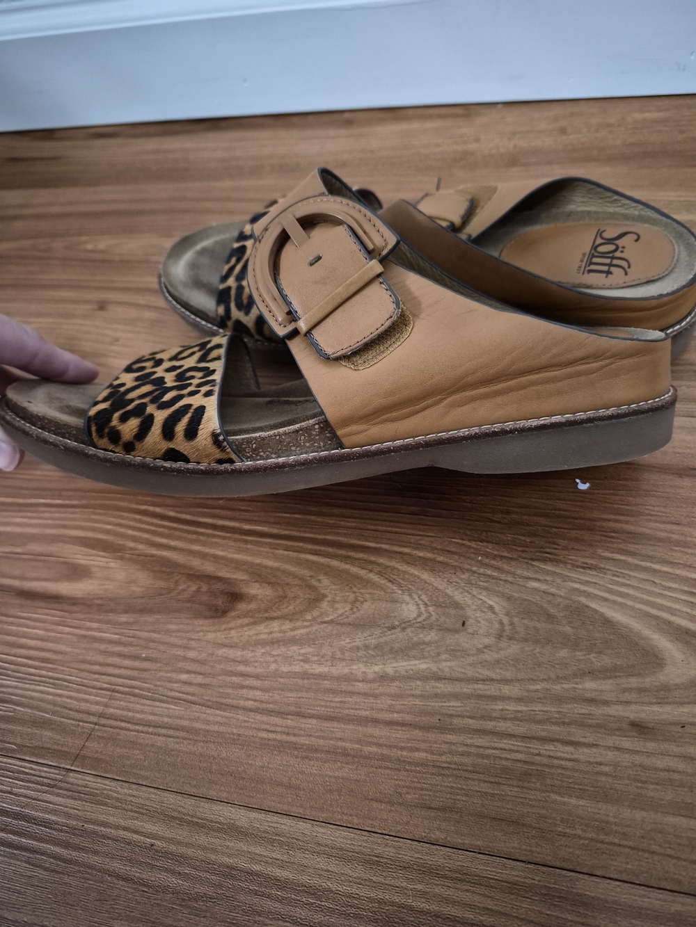 Söfft Leopard & Tan Leather Slide Sandals Size 9 - Picture 9 of 12
